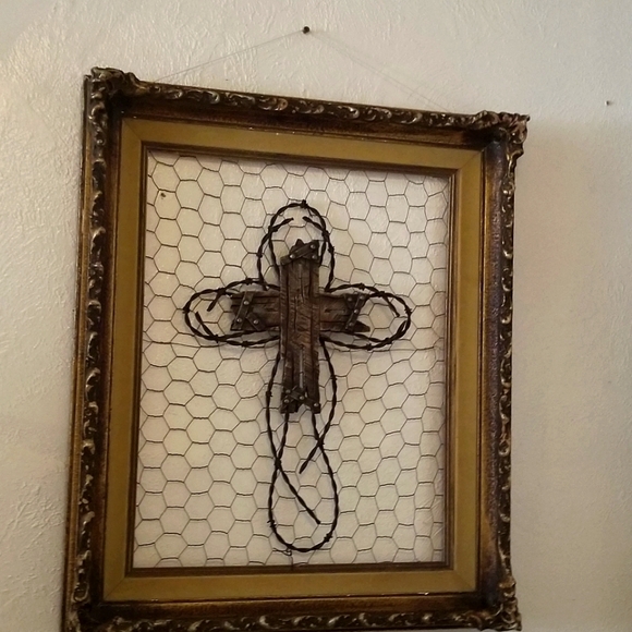 Cross - Picture 1 of 1